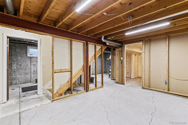 4304 S Ceylon Street, Aurora, CO 80015