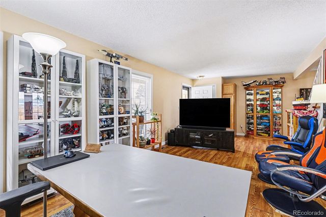 4304 S Ceylon Street, Aurora, CO 80015