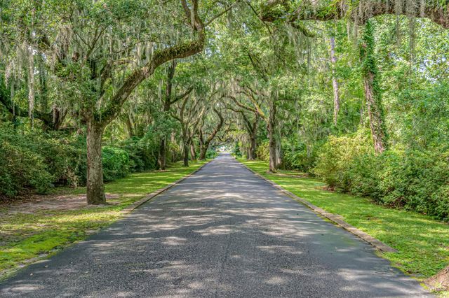 371 Tuckers Rd Unit B, Pawleys Island, SC 29585