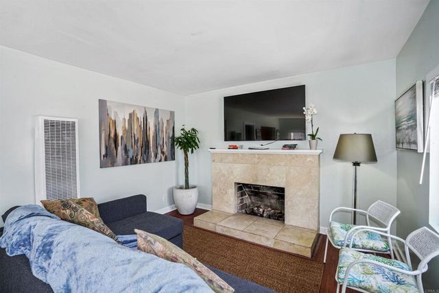 3492 Bayside Lane, San Diego, CA 92109