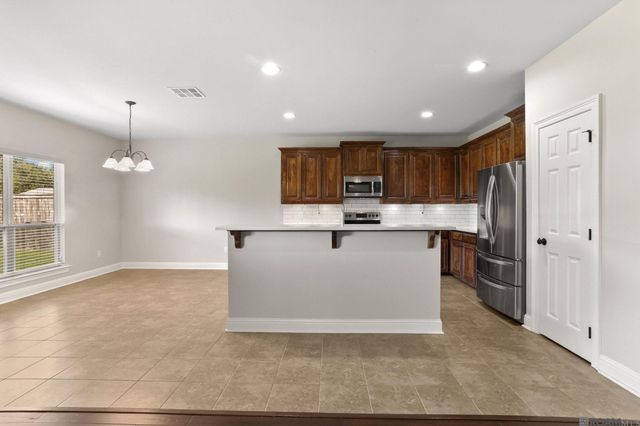 13353 Rue Maison Blvd, Gonzales, LA 70737