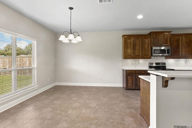 13353 Rue Maison Blvd, Gonzales, LA 70737