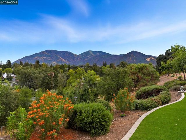 5900 High St, Clayton, CA 94517