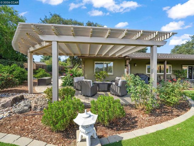 5900 High St, Clayton, CA 94517