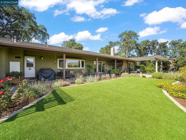 5900 High St, Clayton, CA 94517