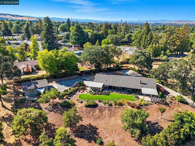 5900 High St, Clayton, CA 94517