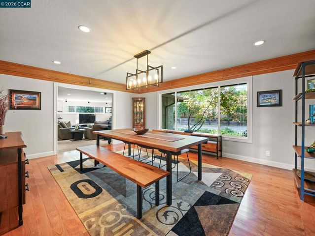 5900 High St, Clayton, CA 94517