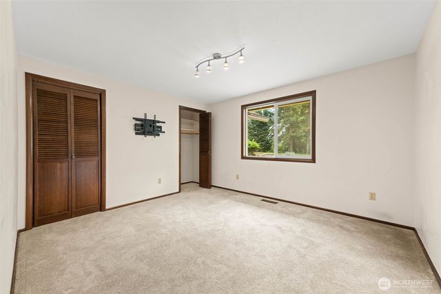 7925 Mullen Road SE, Olympia, WA 98503