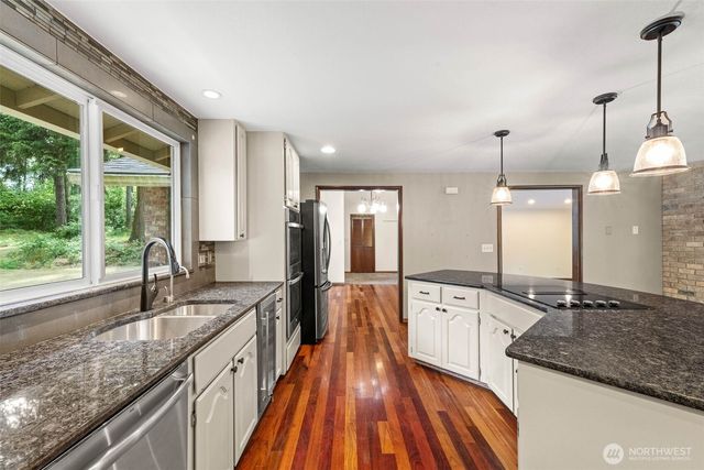 7925 Mullen Road SE, Olympia, WA 98503
