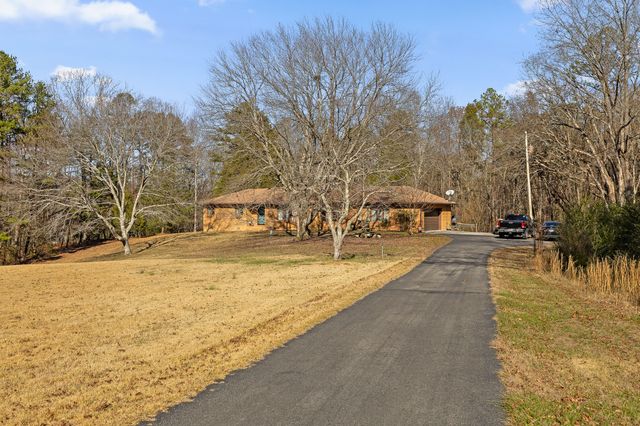 6323 Shirley Pond Road, Harrison, TN 37341
