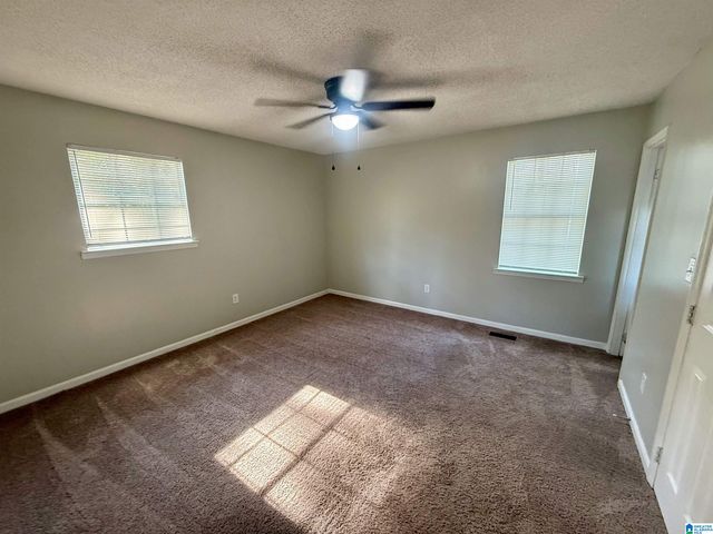 400 S HIGHLAND DRIVE, Warrior, AL 35180