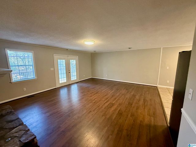 400 S HIGHLAND DRIVE, Warrior, AL 35180