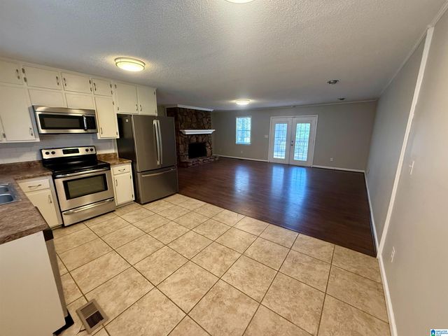 400 S HIGHLAND DRIVE, Warrior, AL 35180