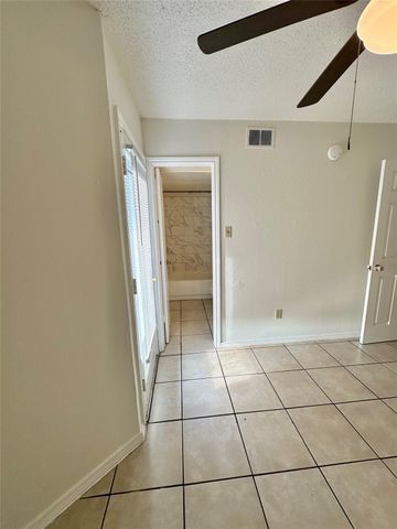 4322 Gillis ST 206, Austin, TX 78745