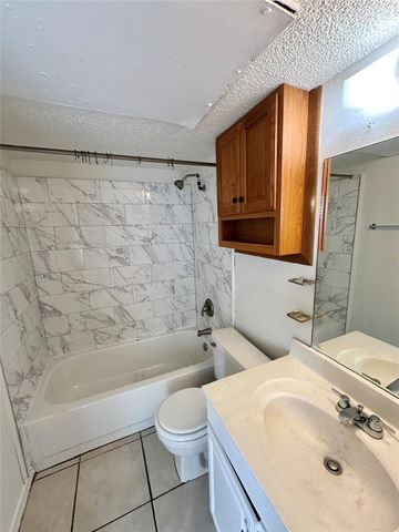 4322 Gillis ST 206, Austin, TX 78745