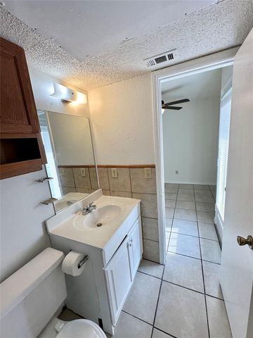 4322 Gillis ST 206, Austin, TX 78745
