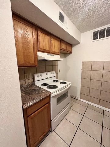 4322 Gillis ST 206, Austin, TX 78745