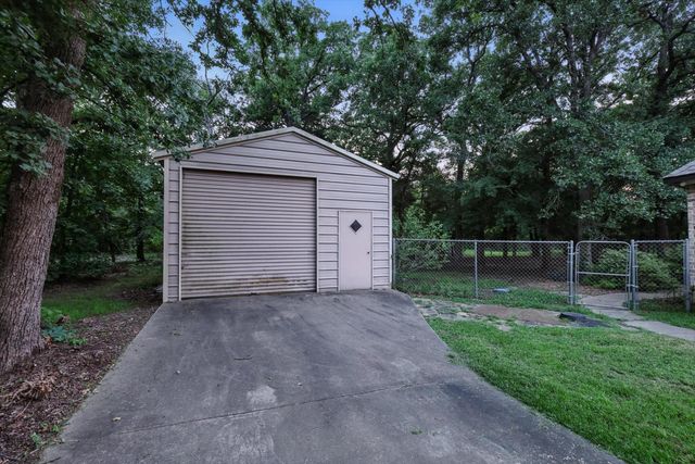 7320 Sandy Lake Road, Quinlan, TX 75474