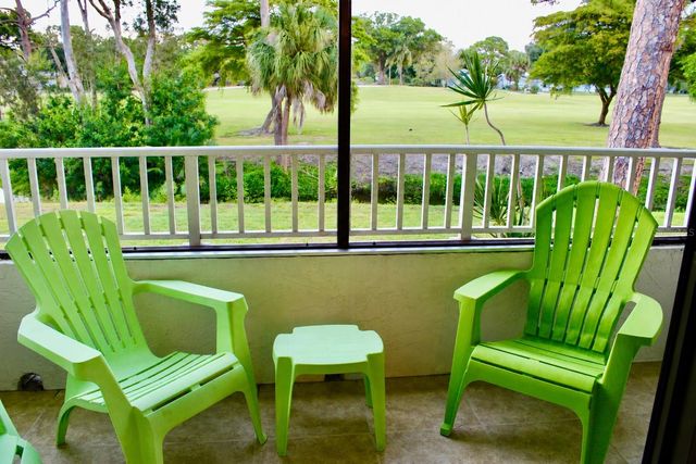 2117 LAKEWOOD CLUB DRIVE S 7K, St Petersburg, FL 33712