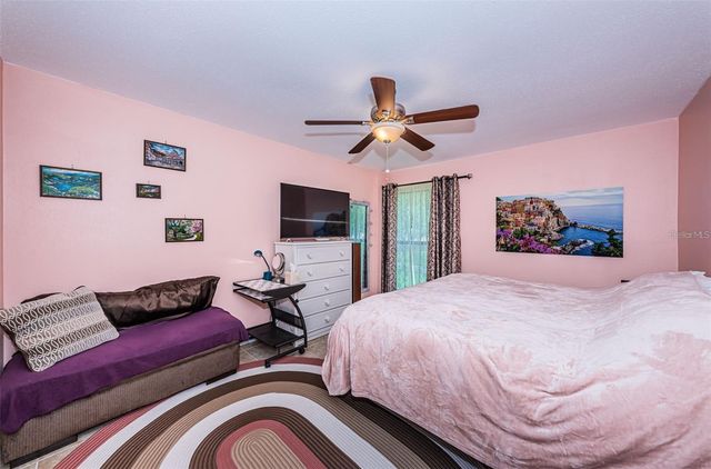 2117 LAKEWOOD CLUB DRIVE S 7K, St Petersburg, FL 33712