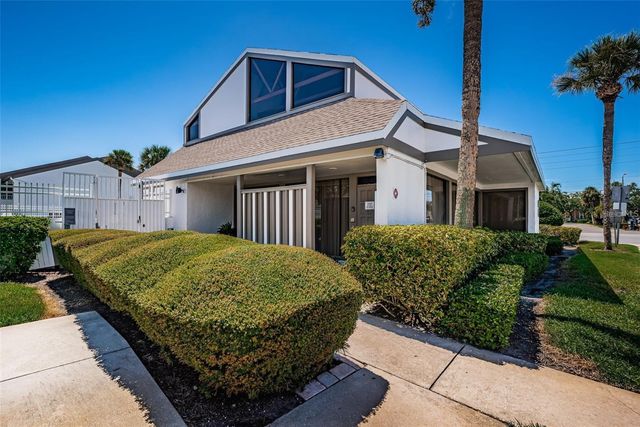 2117 LAKEWOOD CLUB DRIVE S 7K, St Petersburg, FL 33712