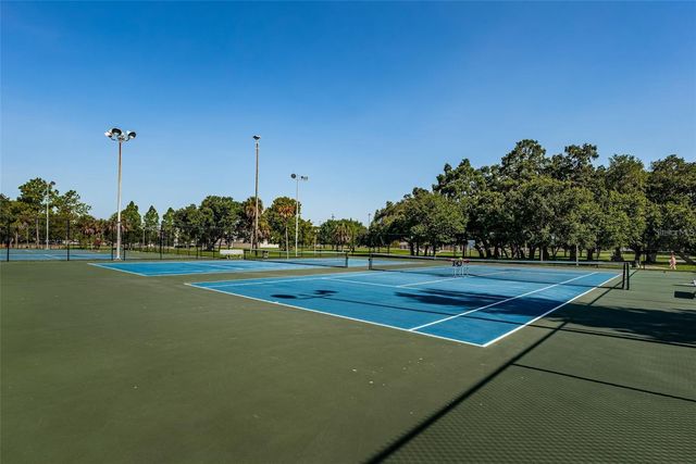 2117 LAKEWOOD CLUB DRIVE S 7K, St Petersburg, FL 33712