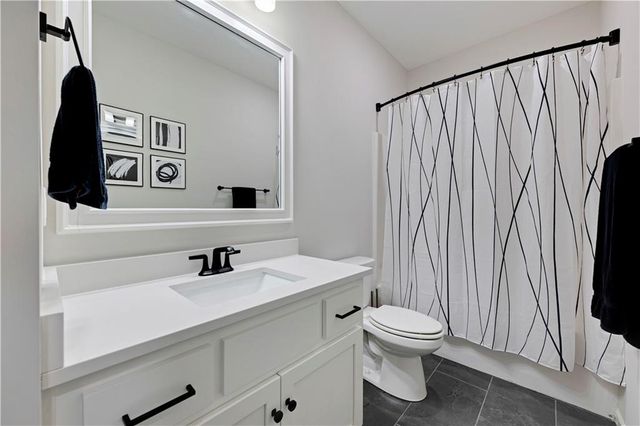 6613 NW 106th Street, Kansas City, MO 64154
