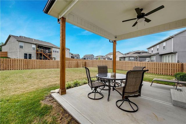 6613 NW 106th Street, Kansas City, MO 64154