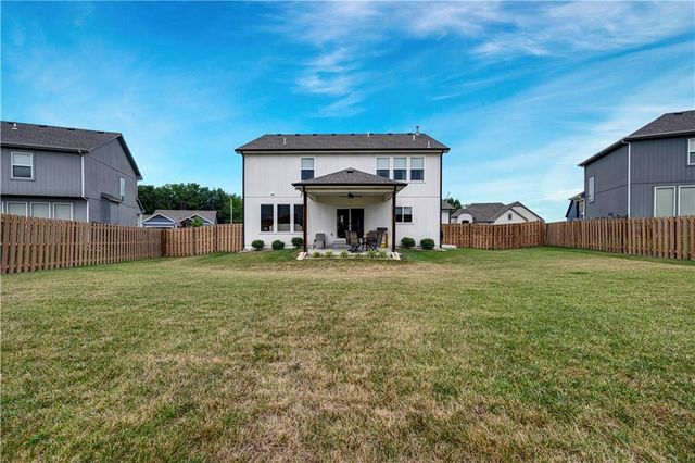 6613 NW 106th Street, Kansas City, MO 64154