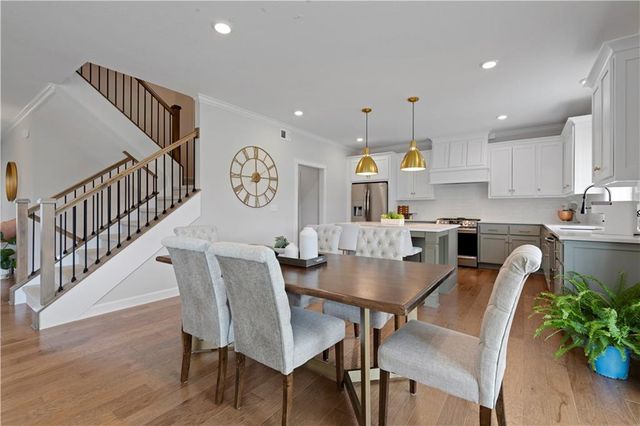 6613 NW 106th Street, Kansas City, MO 64154