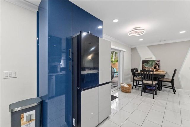 721 NW 36th Street, Oakland Park, FL 33309