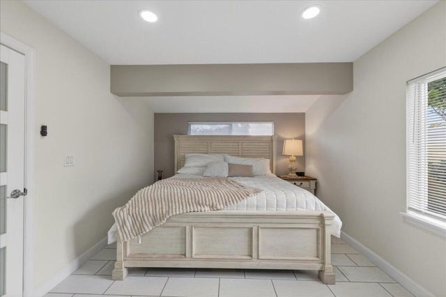 721 NW 36th Street, Oakland Park, FL 33309