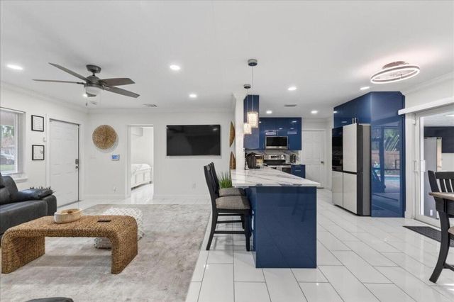 721 NW 36th Street, Oakland Park, FL 33309