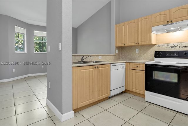 1543 SE 25th St 204, Homestead, FL 33035