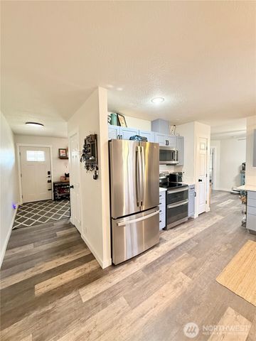 4 River Overlook Street, Omak, WA 98841