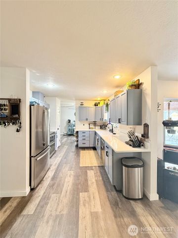 4 River Overlook Street, Omak, WA 98841