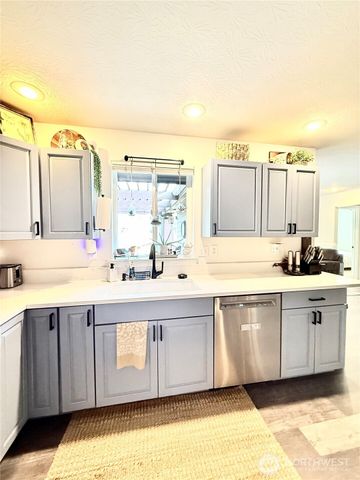 4 River Overlook Street, Omak, WA 98841