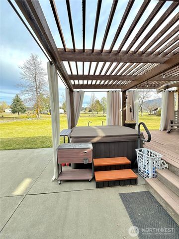 4 River Overlook Street, Omak, WA 98841