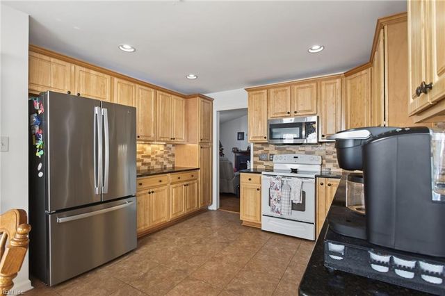 2009 Dry Creek CT, Virginia Beach, VA 23456