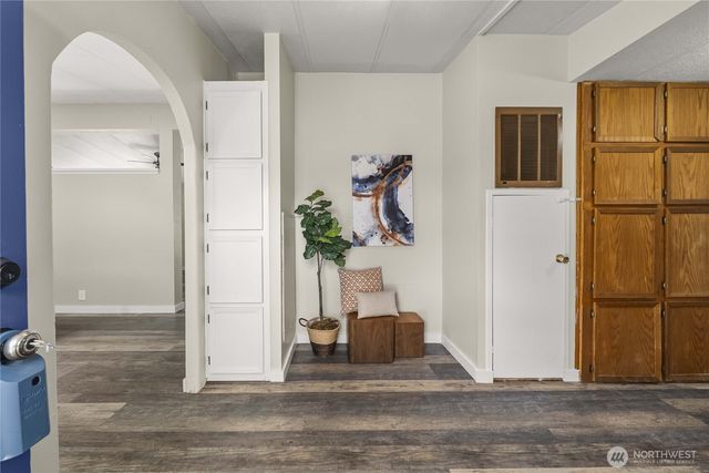 32508 Morgan Drive, Black Diamond, WA 98010