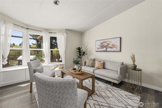 32508 Morgan Drive, Black Diamond, WA 98010