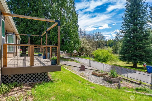 32508 Morgan Drive, Black Diamond, WA 98010