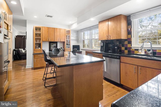 306 S PROVIDENCE RD, Wallingford, PA 19086