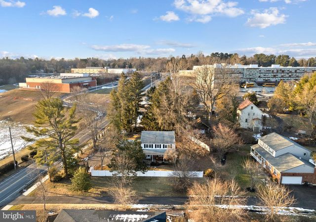 306 S PROVIDENCE RD, Wallingford, PA 19086