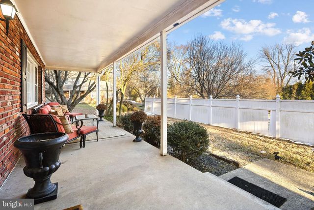 306 S PROVIDENCE RD, Wallingford, PA 19086