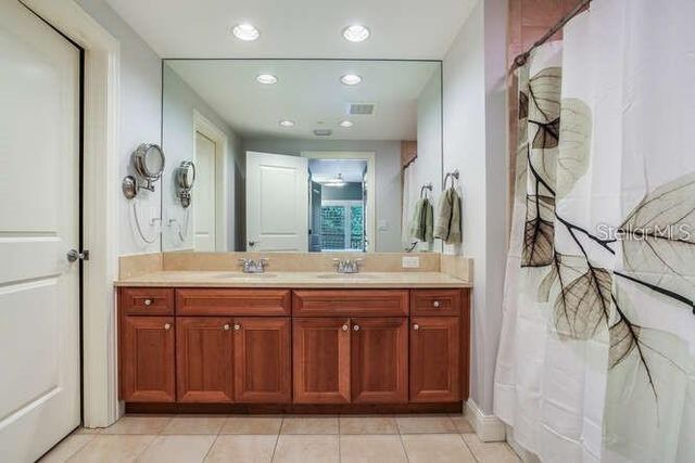 450 KNIGHTS RUN AVENUE 102, Tampa, FL 33602