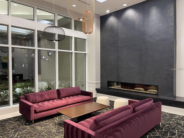 450 KNIGHTS RUN AVENUE 102, Tampa, FL 33602