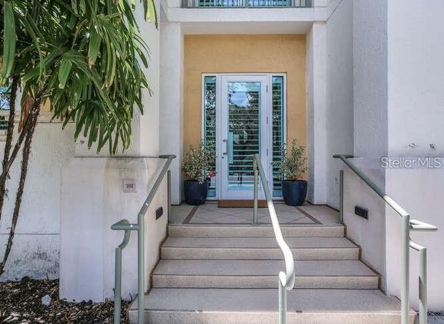 450 KNIGHTS RUN AVENUE 102, Tampa, FL 33602