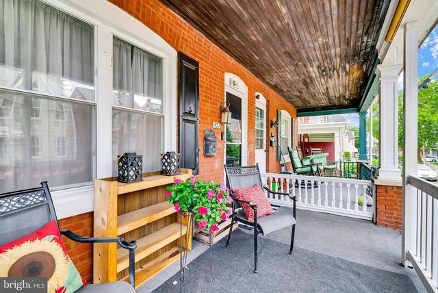 472 N EVANS ST, Pottstown, PA 19464