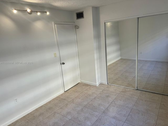 4525 W 20th Ave 118, Hialeah, FL 33012